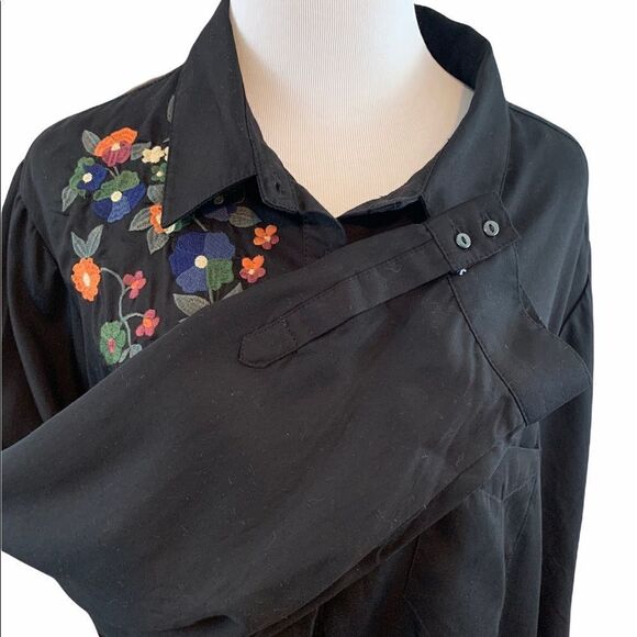 For the Republic black embroidered button down - Picture 3 of 6
